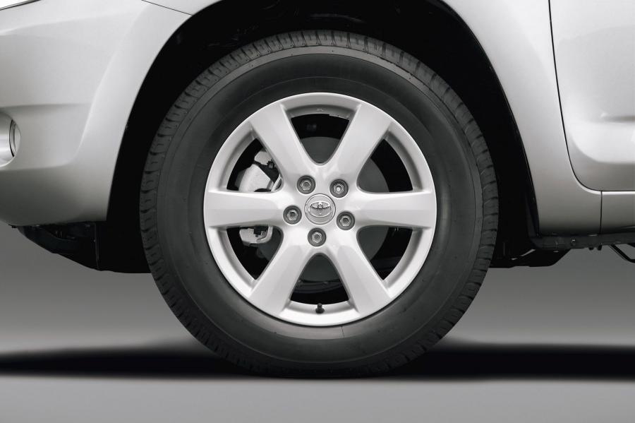  Toyota RAV4 2005 года  (фото 168 из 172)